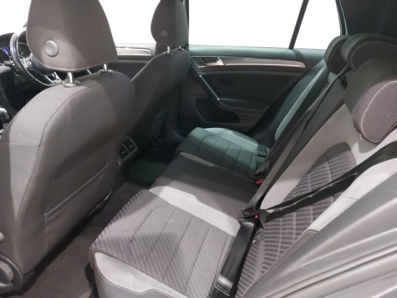 Used Volkswagen Golf 2020 for sale - 77721945: Photo 6