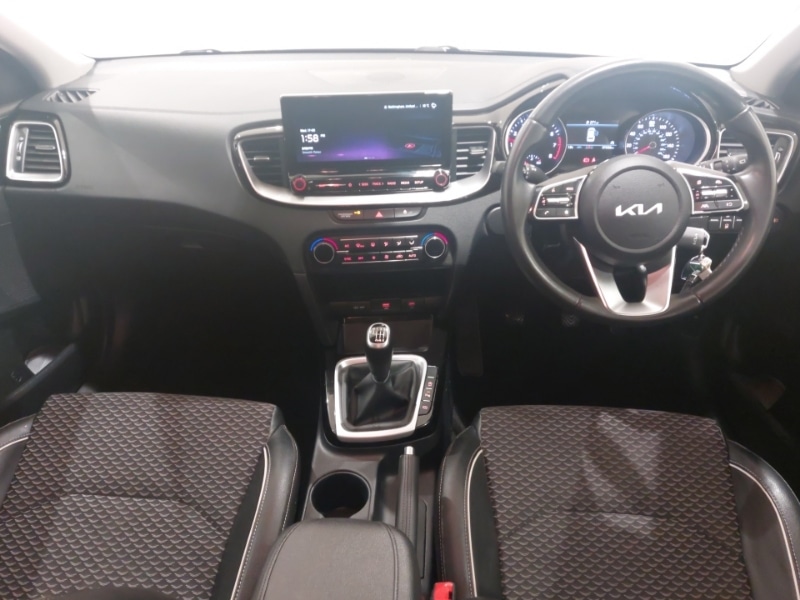 Used Kia Ceed 2023 for sale - 76135280: Photo 2