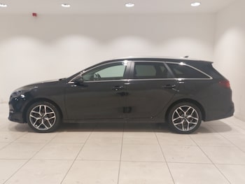 Used Kia Ceed 2023 for sale - 76135280: Photo 4
