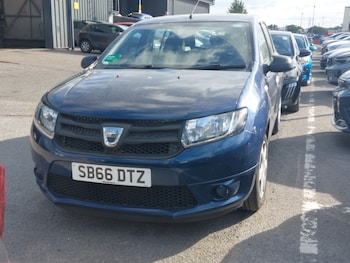 Used Dacia Sandero 2016 for sale - 79433307: Photo