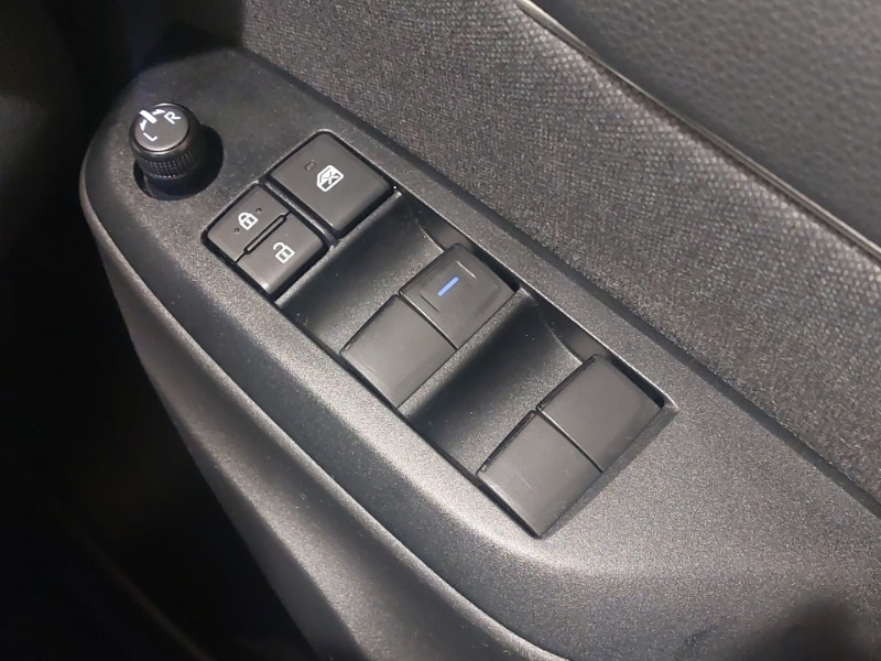 Used Toyota Yaris Cross 2022 for sale - 76699930: Photo 19