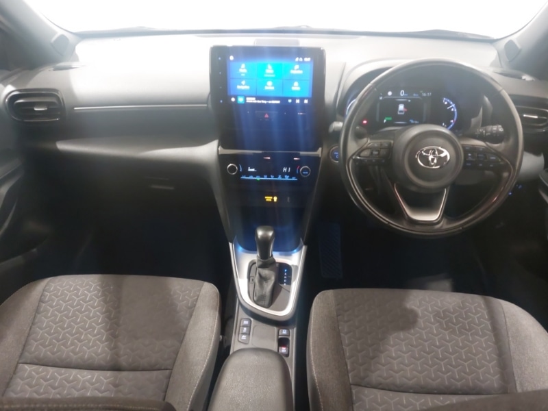 Used Toyota Yaris Cross 2022 for sale - 76699930: Photo 2