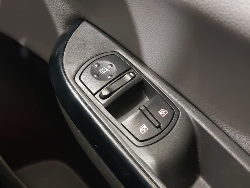 Used Vauxhall Corsa 2017 for sale - 77329993: Photo 19