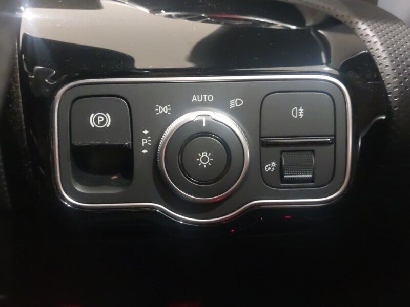 Used Mercedes-Benz CLA 2022 for sale - 77832516: Photo 17