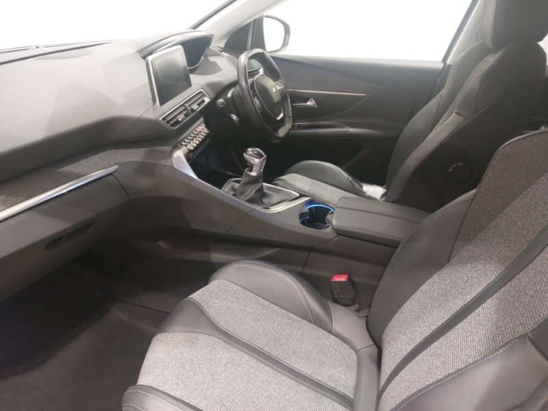 Used Peugeot 3008 2019 for sale - 76614032: Photo 5