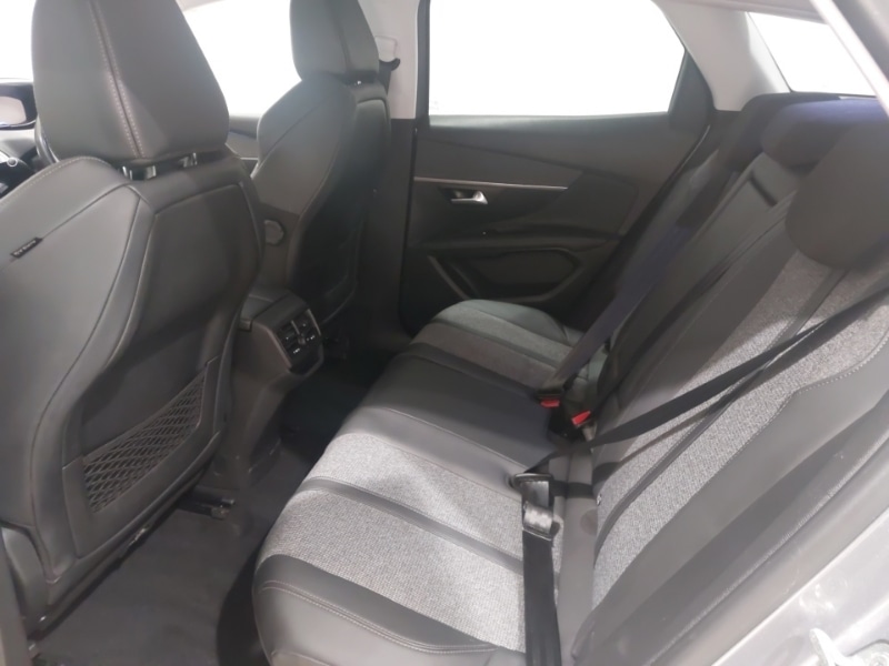 Used Peugeot 3008 2019 for sale - 76614032: Photo 6