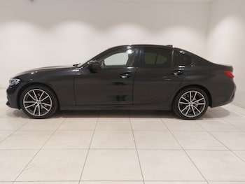 Used BMW 3 Series 2020 for sale - 77433382: Photo