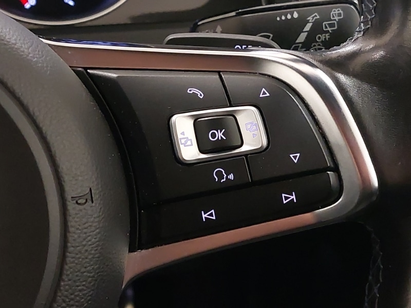 Used Volkswagen Golf 2017 for sale - 77448776: Photo 16