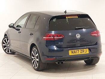 Used Volkswagen Golf 2017 for sale - 77448776: Photo