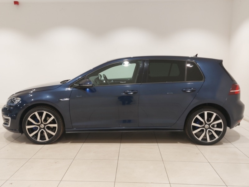 Used Volkswagen Golf 2017 for sale - 77448776: Photo 4