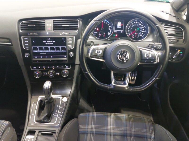 Used Volkswagen Golf 2017 for sale - 77448776: Photo 7