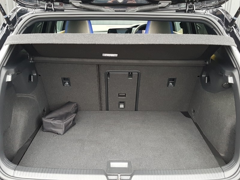 Used Volkswagen Golf 2022 for sale - 77933063: Photo 8