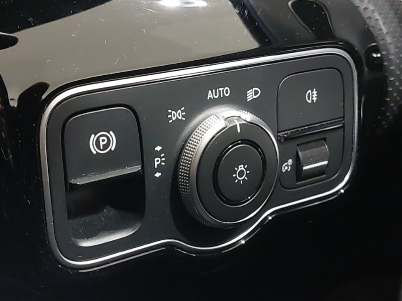 Used Mercedes-Benz CLA 2023 for sale - 76785677: Photo 17