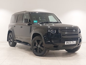 Used Land Rover Defender 2025 for sale - 78617366: Photo
