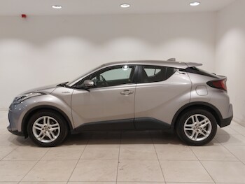 Used Toyota C-HR 2021 for sale - 77822811: Photo
