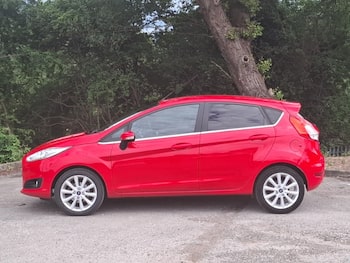 Used Ford Fiesta 2016 for sale - 79707054: Photo