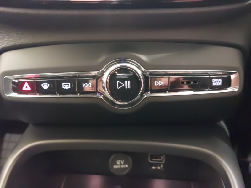 Used Volvo XC40 2021 for sale - 76397397: Photo 13