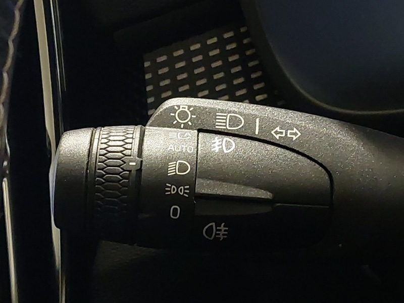 Used Volvo XC40 2021 for sale - 76397397: Photo 18