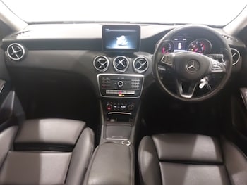 Used Mercedes-Benz A-Class 2017 for sale - 77333663: Photo