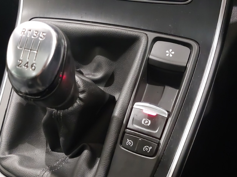 Used Renault Grand Scenic 2017 for sale - 77183587: Photo 12