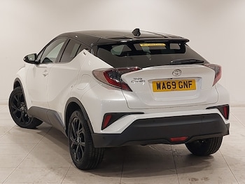 Used Toyota C-HR 2019 for sale - 77818369: Photo