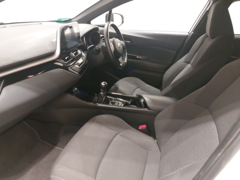 Used Toyota C-HR 2019 for sale - 77818369: Photo 5