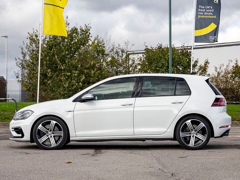 Used Volkswagen Golf 2017 for sale - 77058077: Photo 4