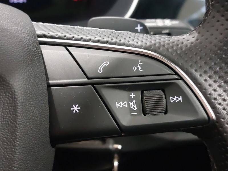 Used Audi Q3 2021 for sale - 76456136: Photo 16