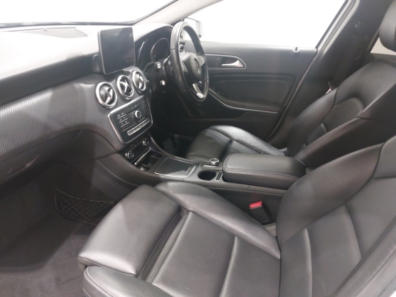 Used Mercedes-Benz A-Class 2017 for sale - 77183600: Photo 5