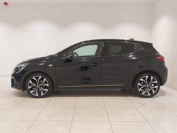 Used Renault Clio 2021 for sale - 75332784: Photo