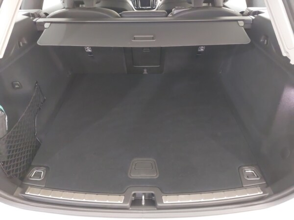 Used Volvo XC60 2024 for sale - 75796192: Photo 8