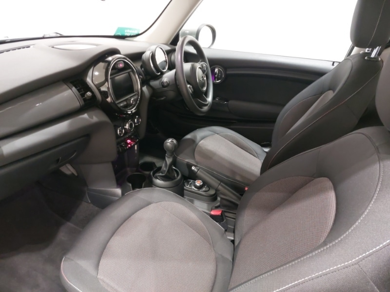 Used MINI Hatch 2020 for sale - 77908196: Photo 5