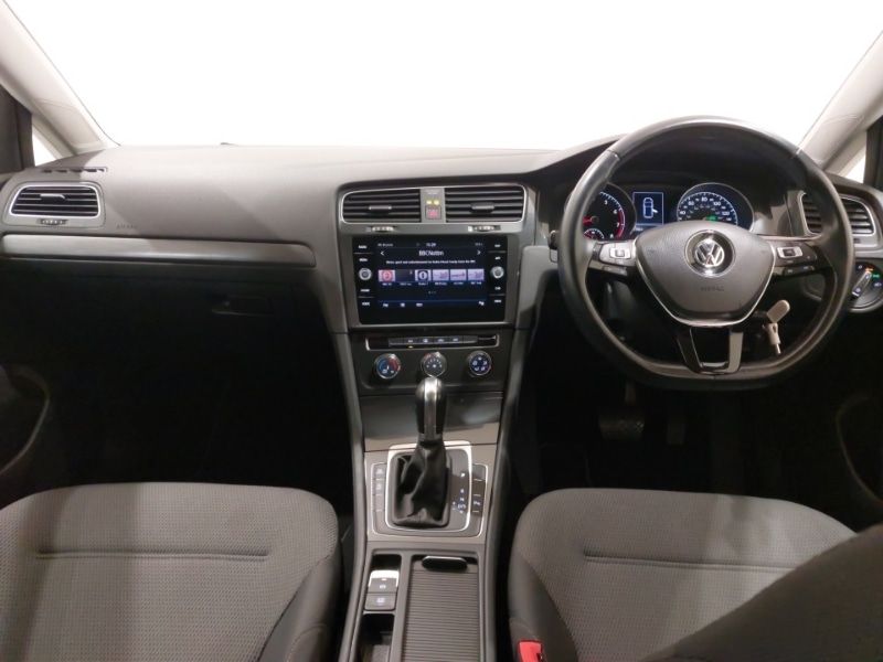 Used Volkswagen Golf 2019 for sale - 76354862: Photo 2