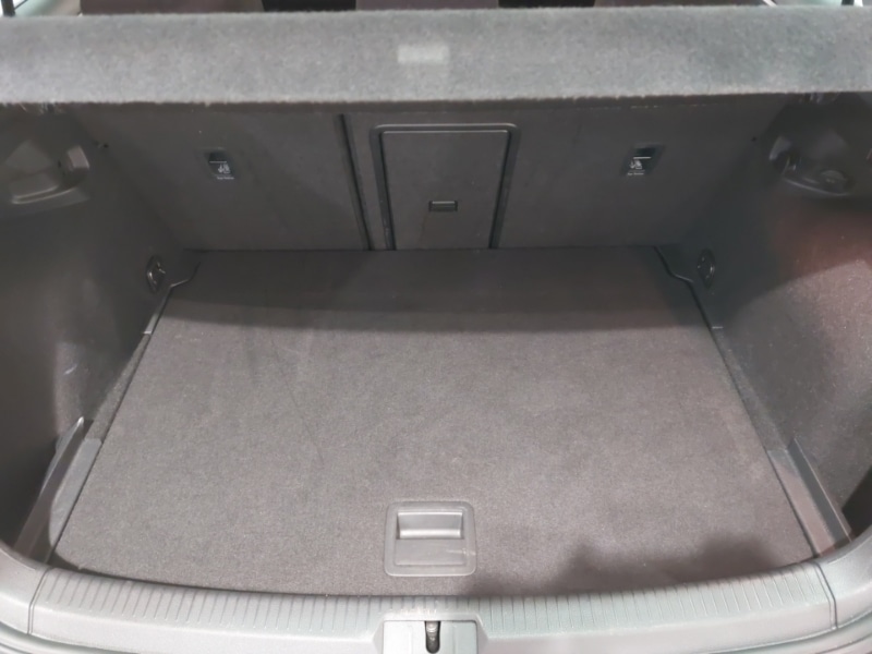 Used Volkswagen Golf 2019 for sale - 76354862: Photo 8