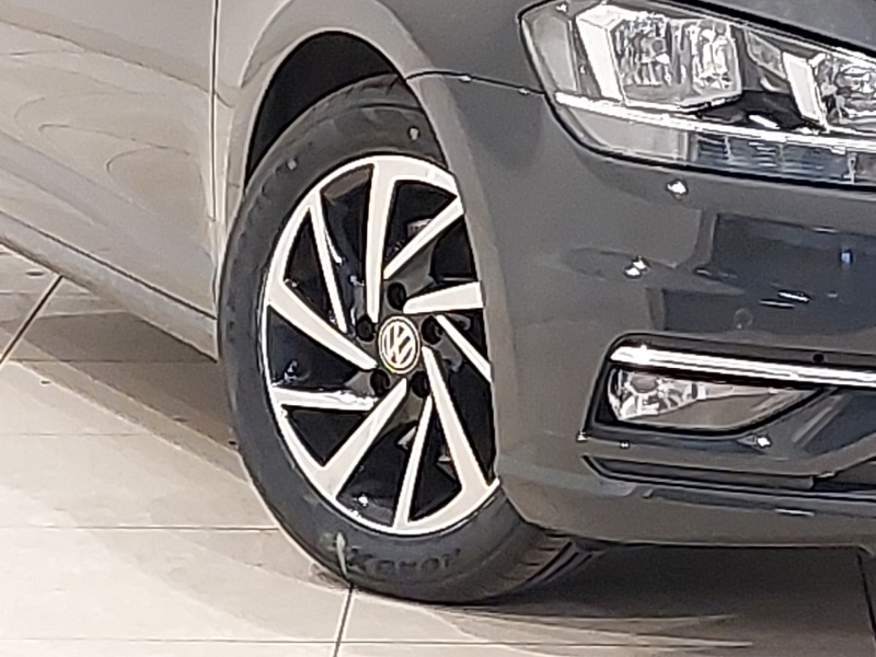 Used Volkswagen Golf 2019 for sale - 76354862: Photo 9