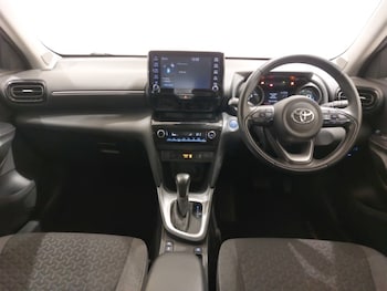 Used Toyota Yaris Cross 2023 for sale - 78901555: Photo