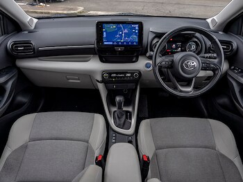 Used Toyota Yaris 2022 for sale - 77874475: Photo