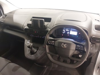 Used Vauxhall Combo 2024 for sale - 77066021: Photo