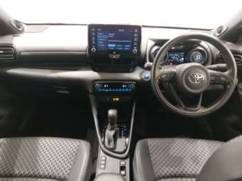 Used Toyota Yaris 2022 for sale - 74005679: Photo