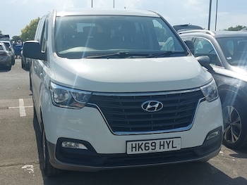 Used Hyundai i800 2019 for sale - 78723740: Photo