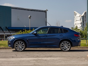 Used BMW X4 2019 for sale - 79360972: Photo