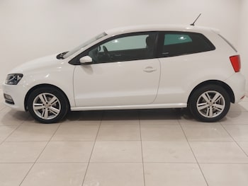 Used Volkswagen Polo 2017 for sale - 78634302: Photo