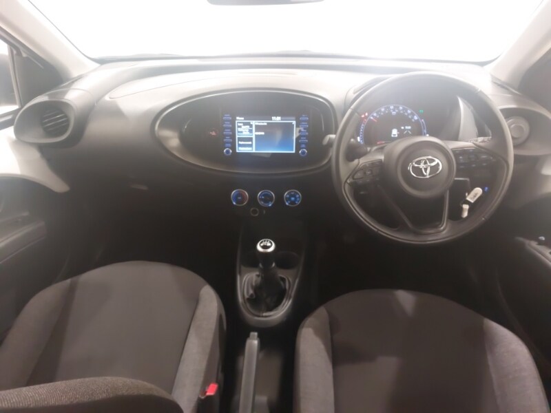 Used Toyota Aygo X 2023 for sale - 76369692: Photo 2