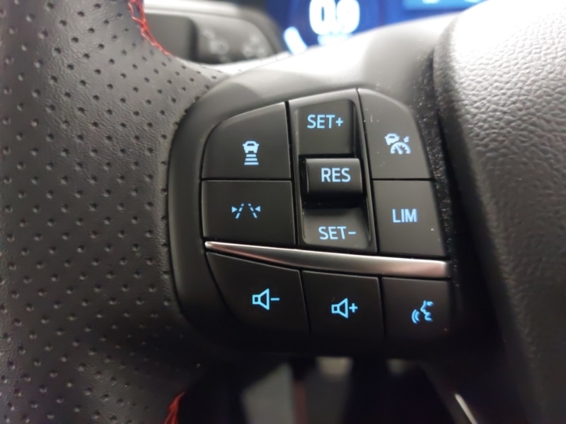 Used Ford Kuga 2025 for sale - 76120840: Photo 15