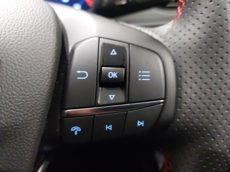 Used Ford Kuga 2025 for sale - 76120840: Photo 16
