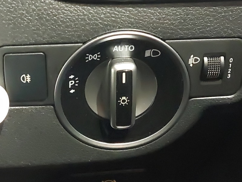 Used Mercedes-Benz A-Class 2017 for sale - 77580526: Photo 18