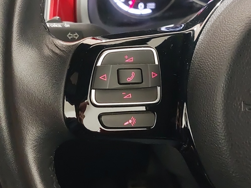 Used Volkswagen Beetle 2014 for sale - 77433385: Photo 14