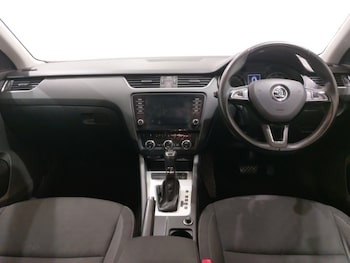 Used Skoda Octavia 2017 for sale - 76533377: Photo