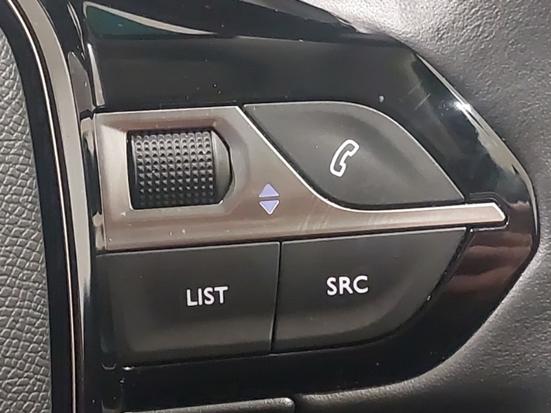 Used Peugeot 2008 2022 for sale - 76880473: Photo 15