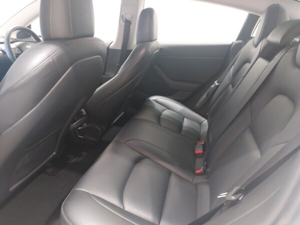 Used Tesla Model 3 2021 for sale - 76269258: Photo 6
